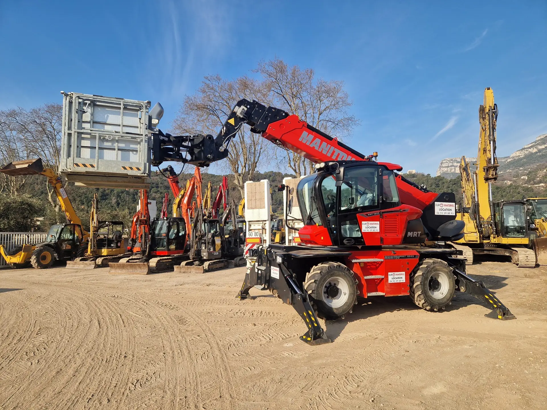 chariot télescopique rotatif 18m chez Euromateriel à Nice